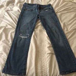 Size 2 AE skinny kick stretch jeans